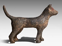 A chinese pottery figure of a standing dog, han dynasty, h 20,5 - l 30,5 cm (+) - afbeelding 7 van  10