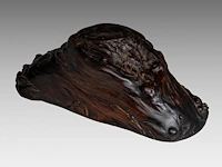 A chinese rootwood naturalistically carved base, presumably huanghuali, qing dynasty, h 15 - l 36,5 cm - afbeelding 3 van  5