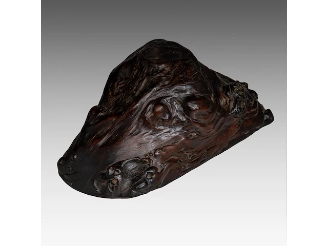 A chinese rootwood naturalistically carved base, presumably huanghuali, qing dynasty, h 15 - l 36,5 cm - afbeelding 5 van  5