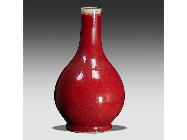 A chinese sang-de-boeuf ware pear-shaped bottle vase, 18thc, h 37 cm - afbeelding 3 van  6