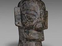 A chinese sanxingdui-style carved soapstone head, vintage, h 28,5 cm - afbeelding 6 van  6