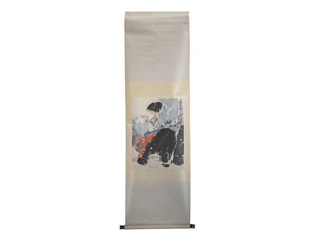 A chinese scroll painting, 'a young girl', signature reading liu danzhai, 45,5 x 67,5 cm - afbeelding 2 van  5