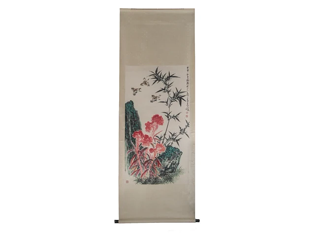 A chinese scroll painting, 'birds and flower garden', signed sun qifeng, 136 x 69 cm - afbeelding 3 van  4