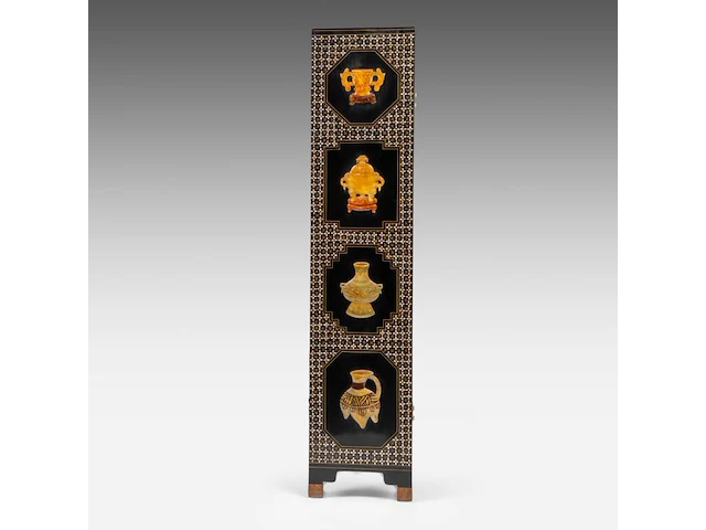 A chinese six-panel 'antiquities' chamber screen, 20thc/vintage, 40 x 183,3 cm (each panel) - afbeelding 4 van  13