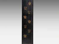 A chinese six-panel 'antiquities' chamber screen, 20thc/vintage, 40 x 183,3 cm (each panel) - afbeelding 9 van  13