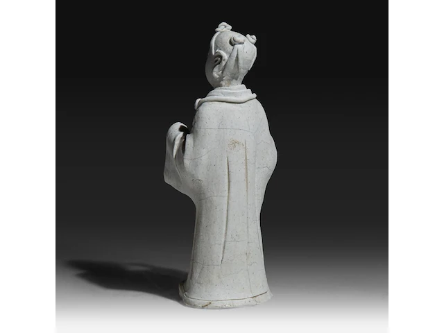 A chinese unglazed figure of a scholar, qingbai type, presumably song dynasty, h 17,2 cm - afbeelding 5 van  10
