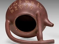 A chinese yixing zisha high handled teapot and cover, incl. inscriptions, marked, total h 16 cm - afbeelding 6 van  10