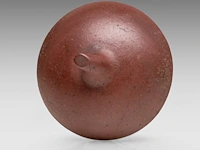 A chinese yixing zisha high handled teapot and cover, incl. inscriptions, marked, total h 16 cm - afbeelding 8 van  10