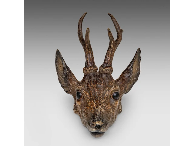 A cold-painted vienna bronze deer head 11.5 cm. (4.53 in.) - afbeelding 2 van  8