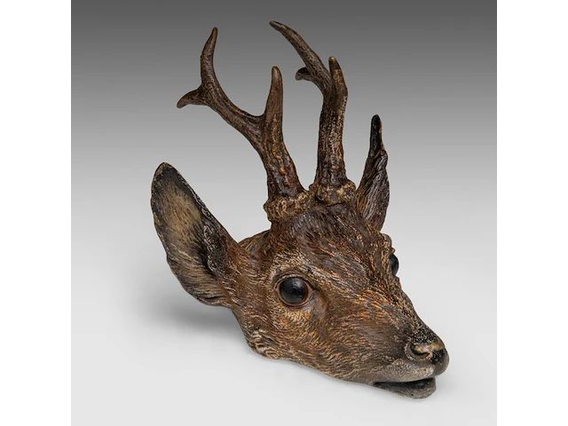 A cold-painted vienna bronze deer head 11.5 cm. (4.53 in.) - afbeelding 7 van  8