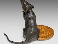 A cold-painted vienna bronze mouse with biscuit by franz xavier bergmann (1861-1936) 12 x 16 x 10 cm. (4.71 x 6.29 x 3.94 in.) - afbeelding 6 van  8