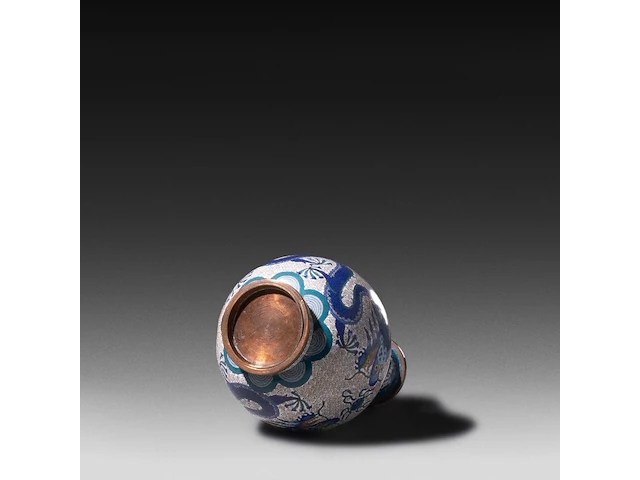A collection of 10 japanese cloisonné enameled vases and bowls, 19th/20thc, tallest h 22 cm - afbeelding 5 van  5