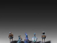 A collection of 15 chinese/japanese cloisonné enameled vases and censers in the shape of animals, 19th/20thc, tallest h 25,5 cm - afbeelding 4 van  5