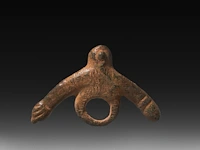 A collection of 4 roman bronze fascinum phallic pendants, h 6,2 cm (tallest) - afbeelding 3 van  6