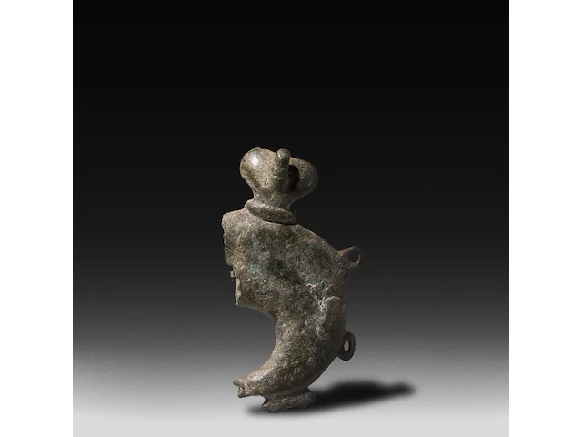 A collection of 4 roman bronze fascinum phallic pendants, h 6,2 cm (tallest) - afbeelding 5 van  6