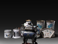 A collection of 8 japanese cloisonné enameled items, including vases, boxes, bowls and a teapot, 19th/20thc, tallest h 20,5 cm