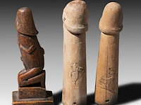 A collection of 9 thai palad khik phallic amulets, h 17 cm (tallest) - afbeelding 3 van  7