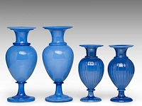 A collection of four decorative blue opaline glass vases smallest pair: 18.5 cm. (7.28 in.), tallest pair: 24.5 cm. (9.65 in.) - afbeelding 5 van  6