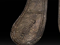 A collection of four engraved silver judaica circumcision shields, 19thc, h 8,5 cm (tallest) - total weight: 150 g - afbeelding 9 van  9