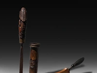 A collection of indonesian tribal circumcision items and phallic handles of a kris, sasak people, lombok, h 28 cm (tallest) - afbeelding 3 van  8
