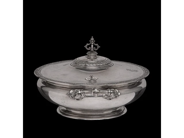 A collection of silver tableware, german hallmarks (1888-present), 800/000, total weight: 18.072 g - afbeelding 7 van  77