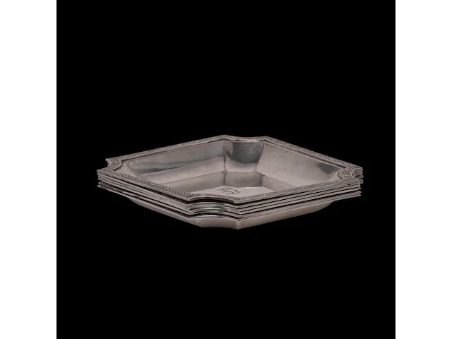 A collection of silver tableware, german hallmarks (1888-present), 800/000, total weight: 18.072 g - afbeelding 54 van  77