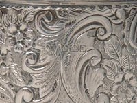 A collection of three english silver tea caddies, h 10 - 14,5 cm, total weight: 770 g - afbeelding 2 van  11