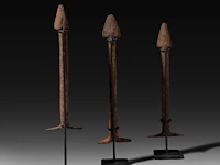 A collection of three iron legba cultus phalluses, voodoo culture, benin, h 20 - 22 cm - afbeelding 3 van  5