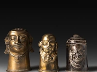 A collection of two brass and one silver ekamukha lingam covers with shiva's head, india 13 cm. (5.12 in.) - afbeelding 2 van  6