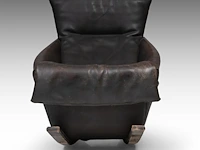 A dark leather rocking chair by de sede, 1970s 87 x 72 x 100 cm. (34 1/4 x 28.35 x 39.36 in.) - afbeelding 2 van  9