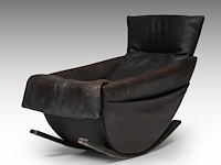 A dark leather rocking chair by de sede, 1970s 87 x 72 x 100 cm. (34 1/4 x 28.35 x 39.36 in.) - afbeelding 3 van  9