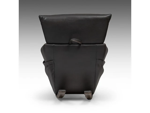 A dark leather rocking chair by de sede, 1970s 87 x 72 x 100 cm. (34 1/4 x 28.35 x 39.36 in.) - afbeelding 5 van  9