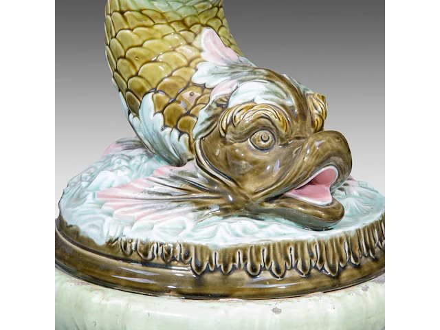 A delphin massier (1836-1907) stand matched with a polychrome eichwald jardinière on a dolphin base, total h: 137 cm - afbeelding 16 van  17