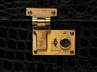 A delvaux vanity case in croco leather, with palladium hardware, ca 1980, h 17 - w 31 - d 23 cm - afbeelding 3 van  13