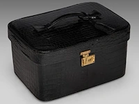 A delvaux vanity case in croco leather, with palladium hardware, ca 1980, h 17 - w 31 - d 23 cm