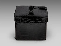 A delvaux vanity case in croco leather, with palladium hardware, ca 1980, h 17 - w 31 - d 23 cm - afbeelding 10 van  13