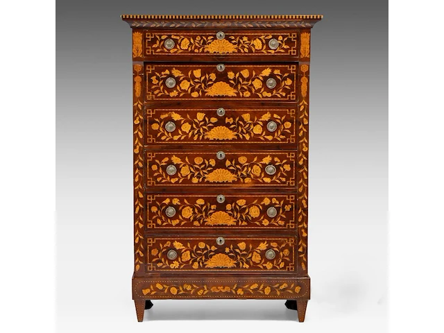 A dutch neoclassical marquetry chest of drawers, ca. 1800 159 x 101 x 43 cm. (62.60 x 39.75 x 16.92 in.) - afbeelding 2 van  5