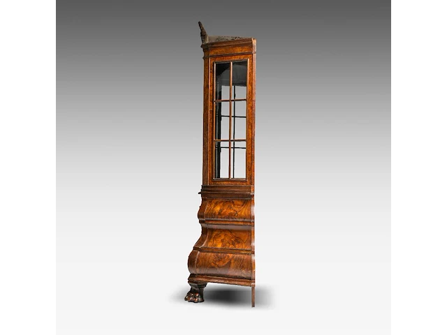 A dutch rococo style burr wood display cabinet, 19thc 230 x 150 x 55 cm. (90.54 x 59.04 x 21.64 in.) - afbeelding 3 van  5
