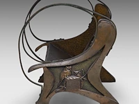 A fine art nouveau patinated bronze wine bottle holder, shaped as a garden bench 23.5 x 36 cm. (9 1/4 x 14.16 in.) - afbeelding 4 van  6