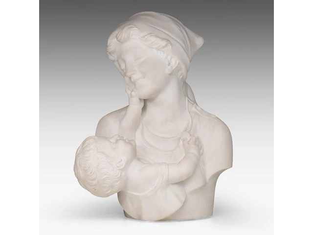 A fine carrara marble bust of a mother holding her child, signed 'lab. del bianco' 48 cm. (18.89 in.) - afbeelding 1 van  6