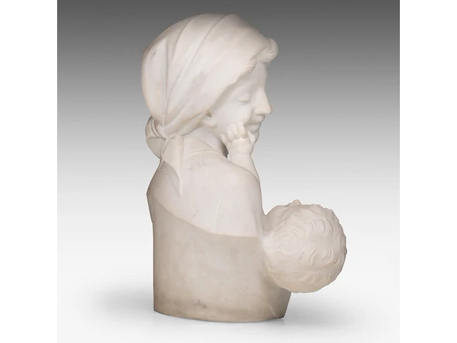 A fine carrara marble bust of a mother holding her child, signed 'lab. del bianco' 48 cm. (18.89 in.) - afbeelding 5 van  6