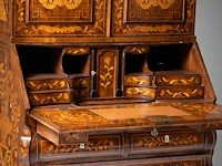 A fine dutch rococo marquetry secretary cabinet, 18thc 226 x 115 x 60 cm. (88.98 x 45.28 x 23.62 in.) - afbeelding 6 van  6