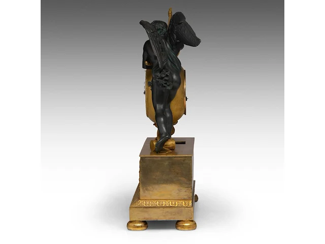 A fine empire gilt and patinated bronze mantle clock with chronos on top, by jean-joseph hanset, ca. 1815 41 x 36 cm. (16.14 x 14.16 in.) - afbeelding 5 van  11