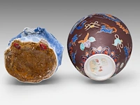 A fine japanese fukagawa ware bulbous vase, koransha mark, late meiji, h 24 cm - added two japanese kutani figures, one marked, both late meiji, h 40,5 - 46 cm - afbeelding 6 van  6