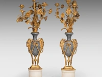A fine pair of louis xvi period gilt bronze mounted marble candelabras 73 cm. (28.73 in.) - afbeelding 4 van  7