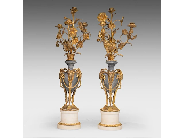 A fine pair of louis xvi period gilt bronze mounted marble candelabras 73 cm. (28.73 in.) - afbeelding 5 van  7