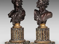 A fine pair of patinated bronze busts by victor paillard & romain, paris total 47 cm. (18 1/2 in.) - afbeelding 2 van  7