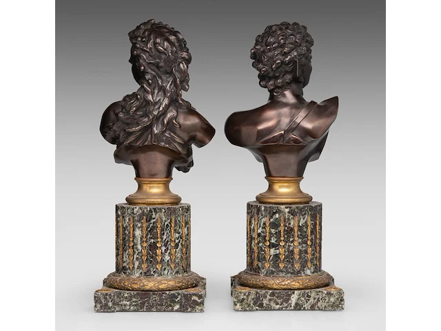 A fine pair of patinated bronze busts by victor paillard & romain, paris total 47 cm. (18 1/2 in.) - afbeelding 4 van  7