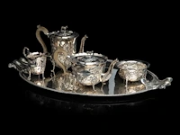 A four-part irish silver coffee and tea set on a matching tray, irish hallmark, year letter d (1971), 925/000, maker's mark rii, h 7 - 18 cm, total weight: 4210 g
