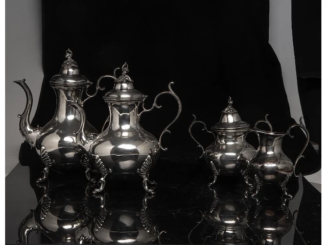 A four-part silver coffee and tea set, dutch duty mark 835/000, h 16,5 - 31 cm, weight: ca 3617 g - afbeelding 1 van  14